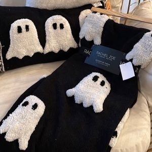 Ghost pillow and  blanket set